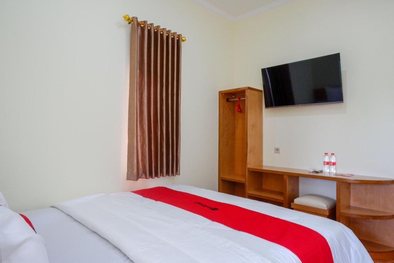 Reddoorz Near Rita Supermall Purwokerto 2 المظهر الخارجي الصورة