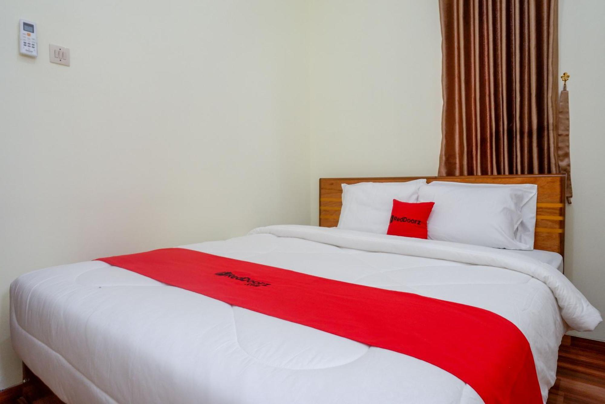 Reddoorz Near Rita Supermall Purwokerto 2 المظهر الخارجي الصورة