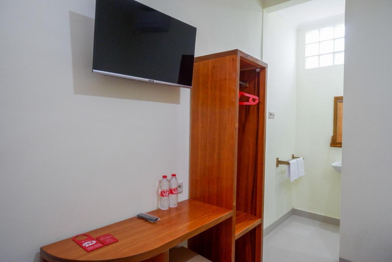 Reddoorz Near Rita Supermall Purwokerto 2 المظهر الخارجي الصورة