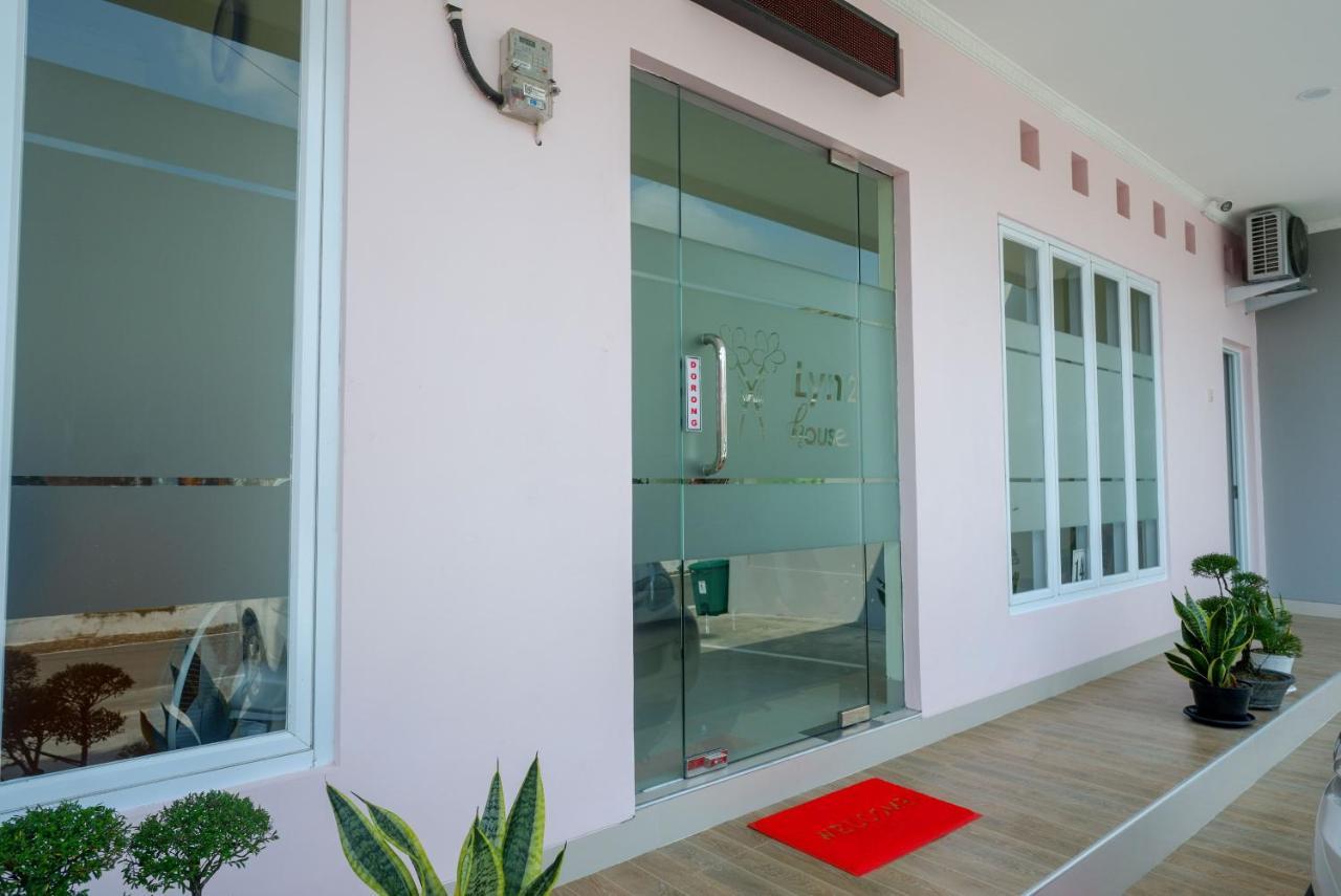 Reddoorz Near Rita Supermall Purwokerto 2 المظهر الخارجي الصورة